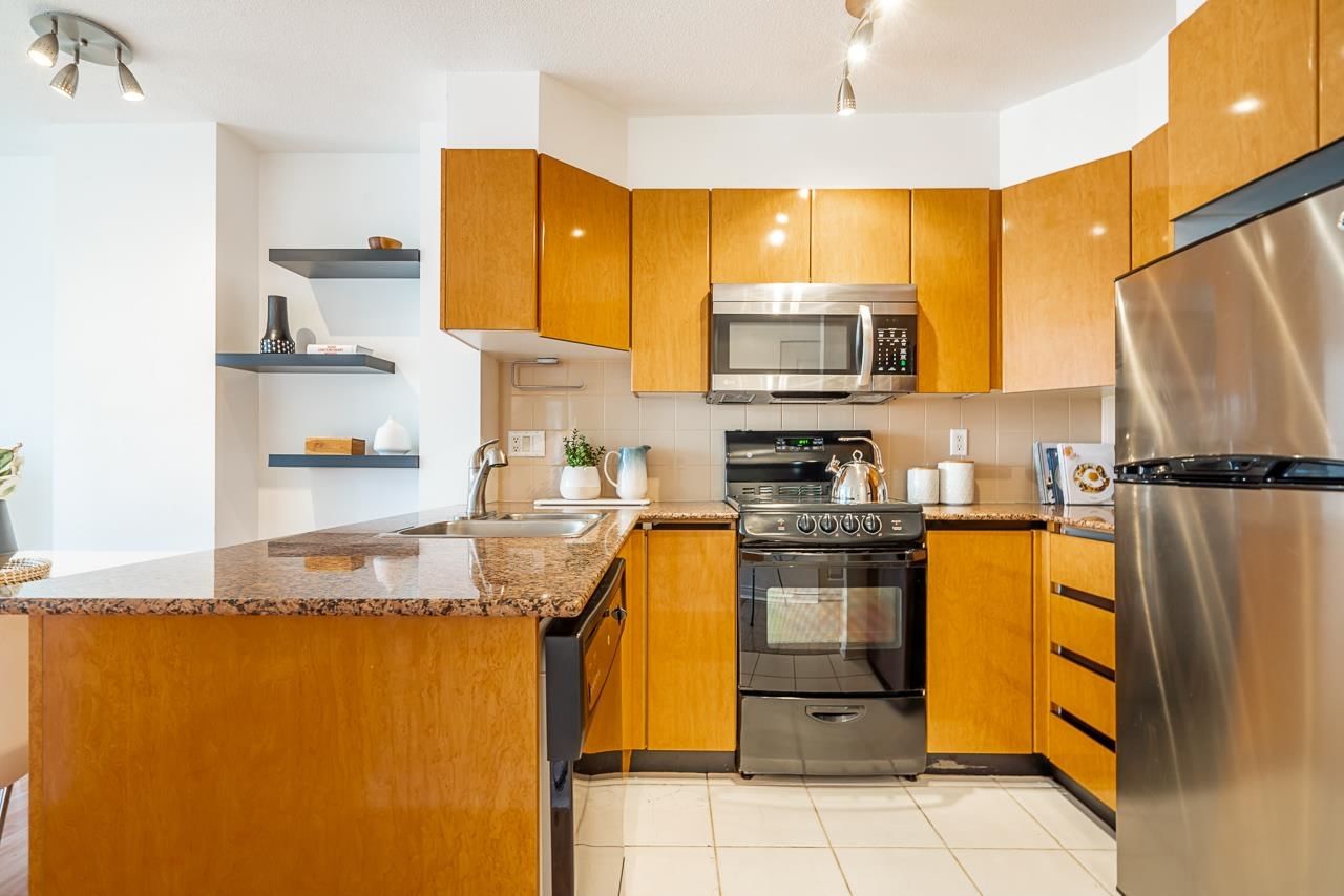 Listing Image 5