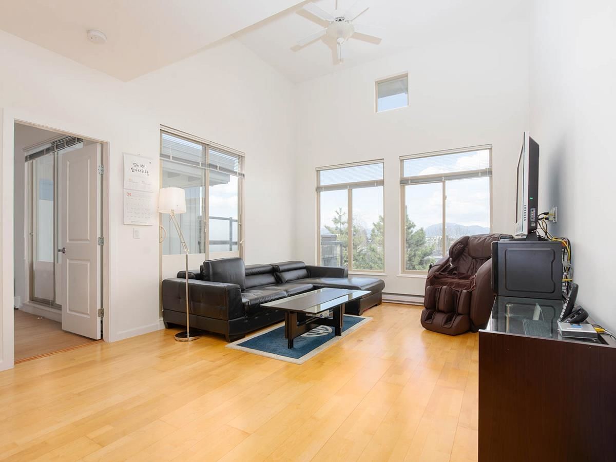 Listing Image 20