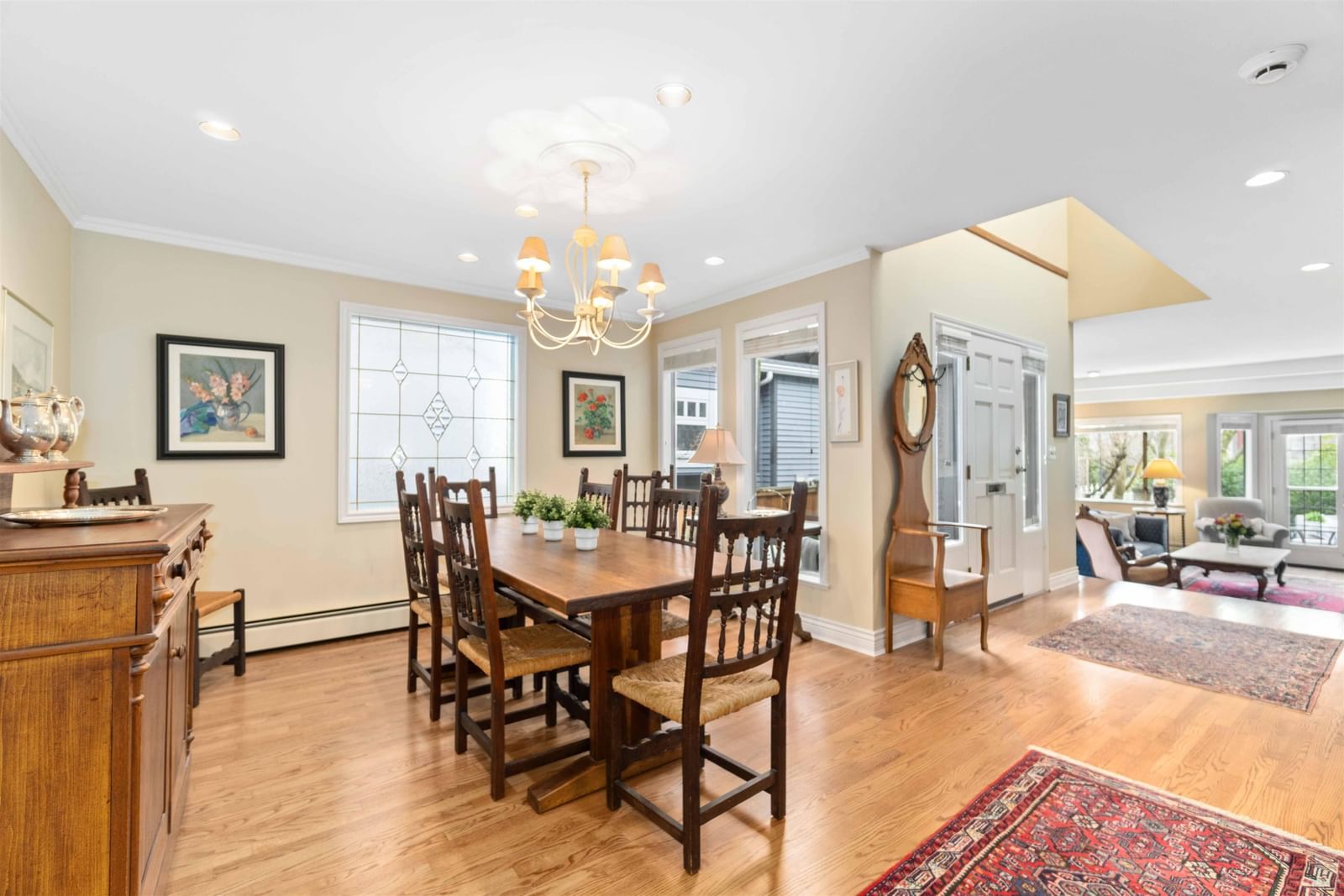 Listing Image 10