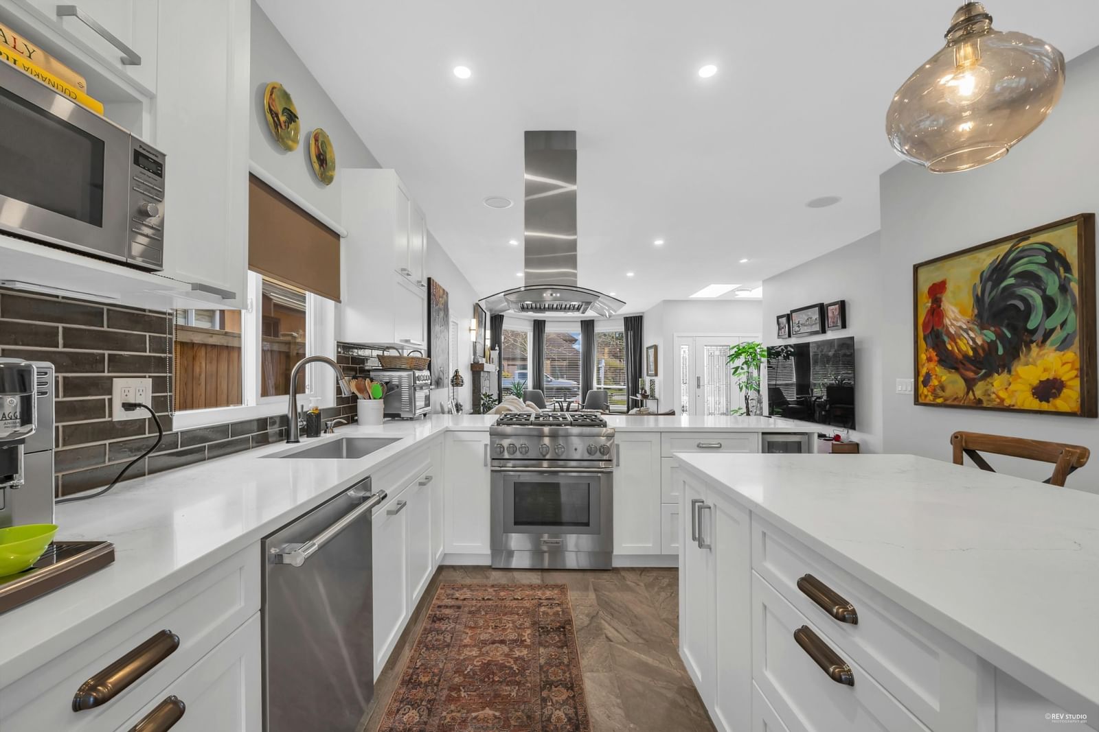 Listing Image 11