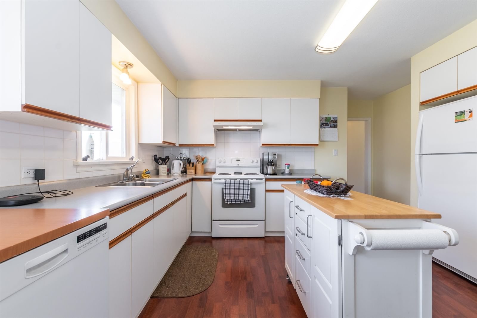 Listing Image 13