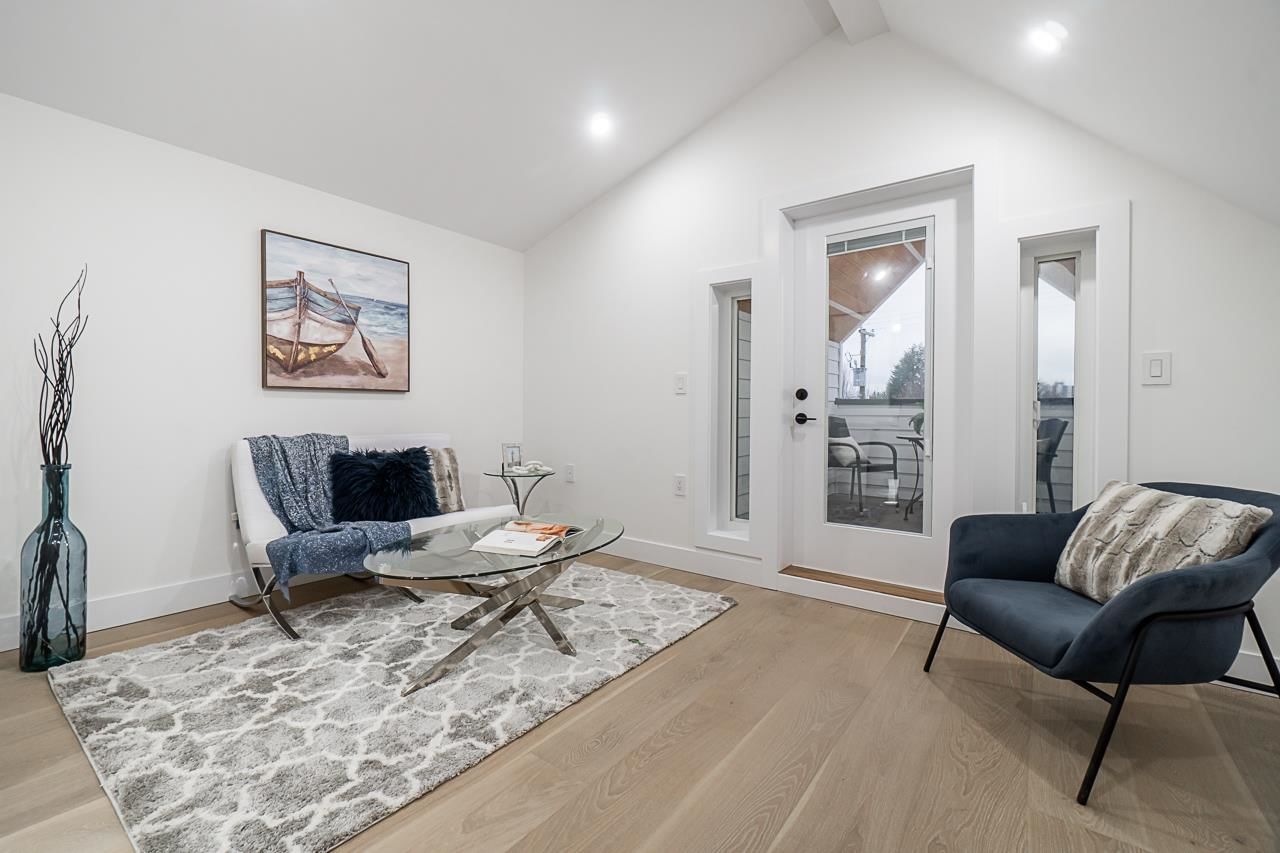 Listing Image 19