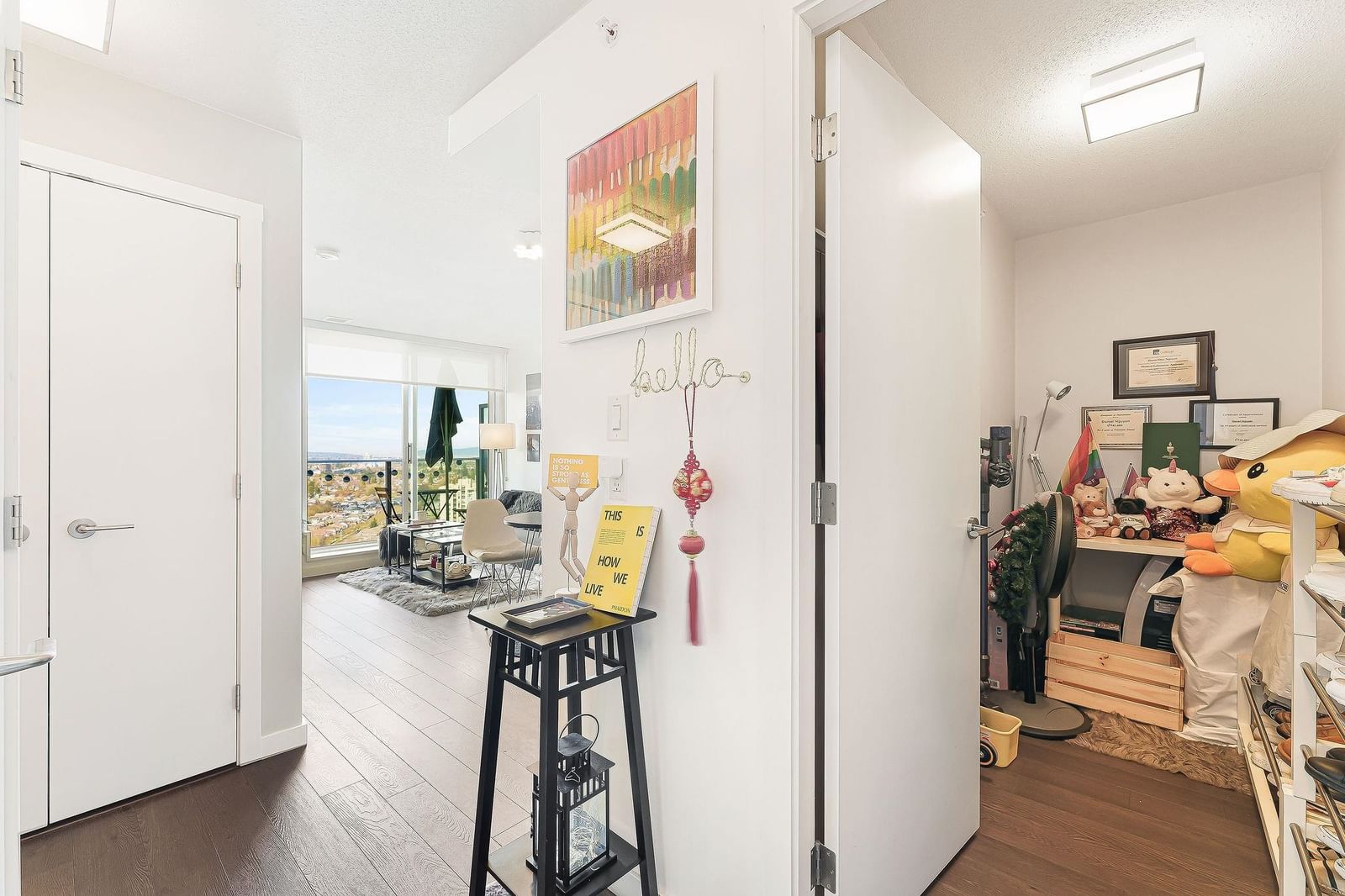 Listing Image 19