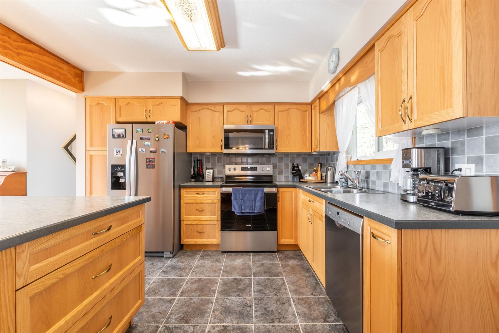 Listing Image 9