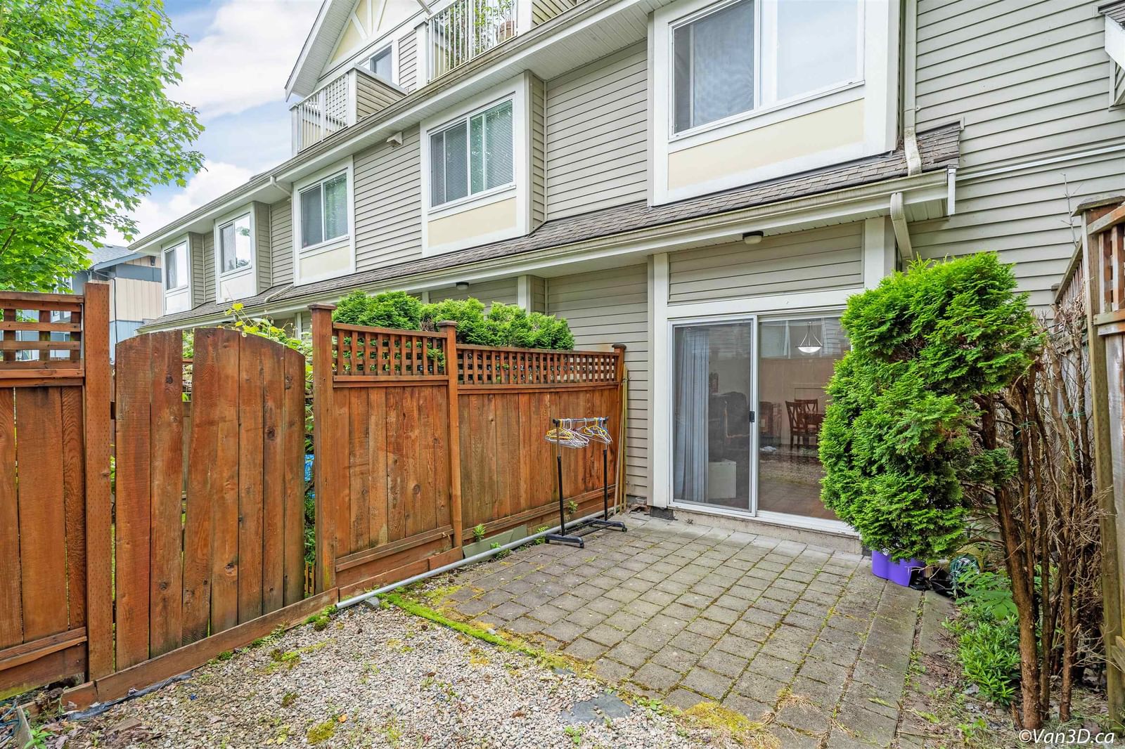 Listing Image 17