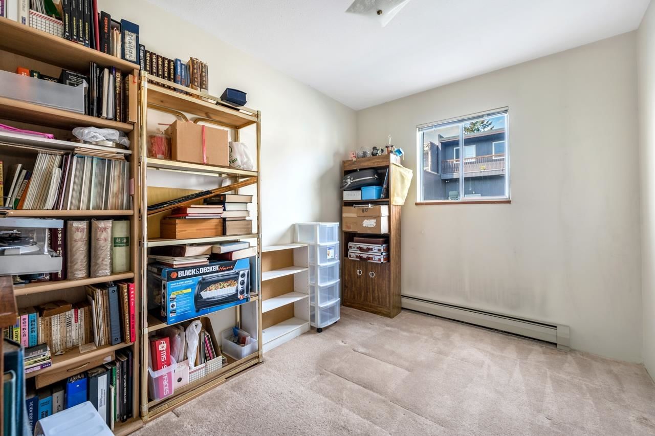 Listing Image 14