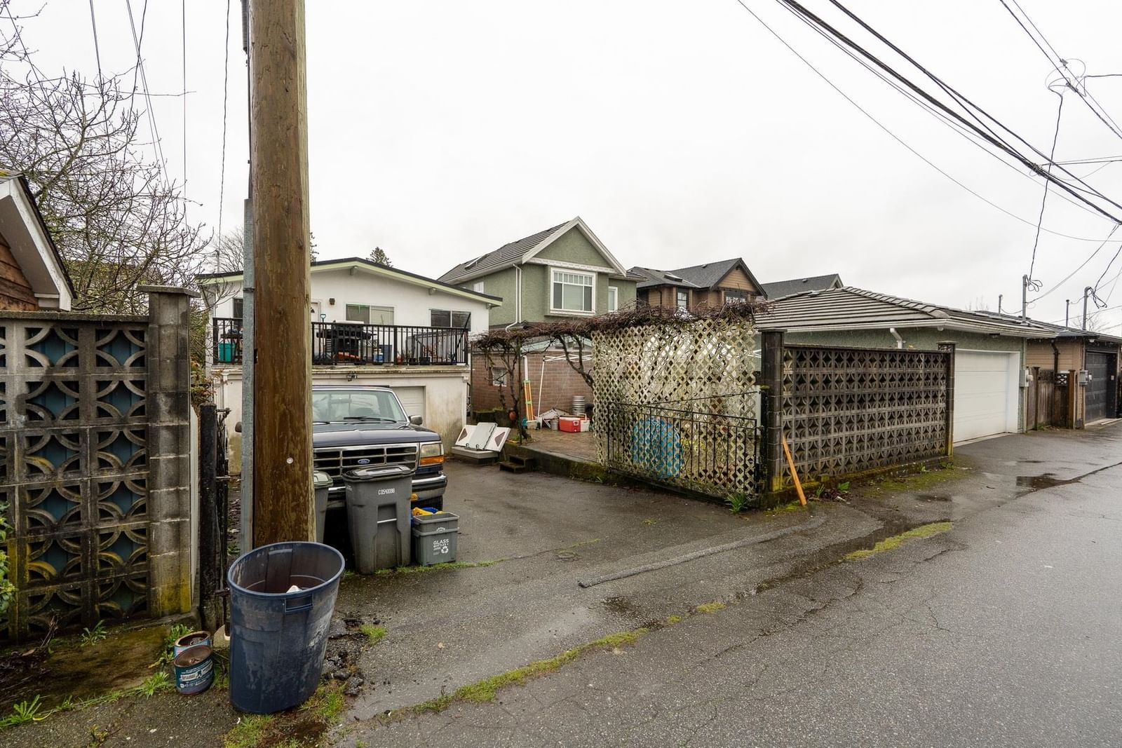 Listing Image 16