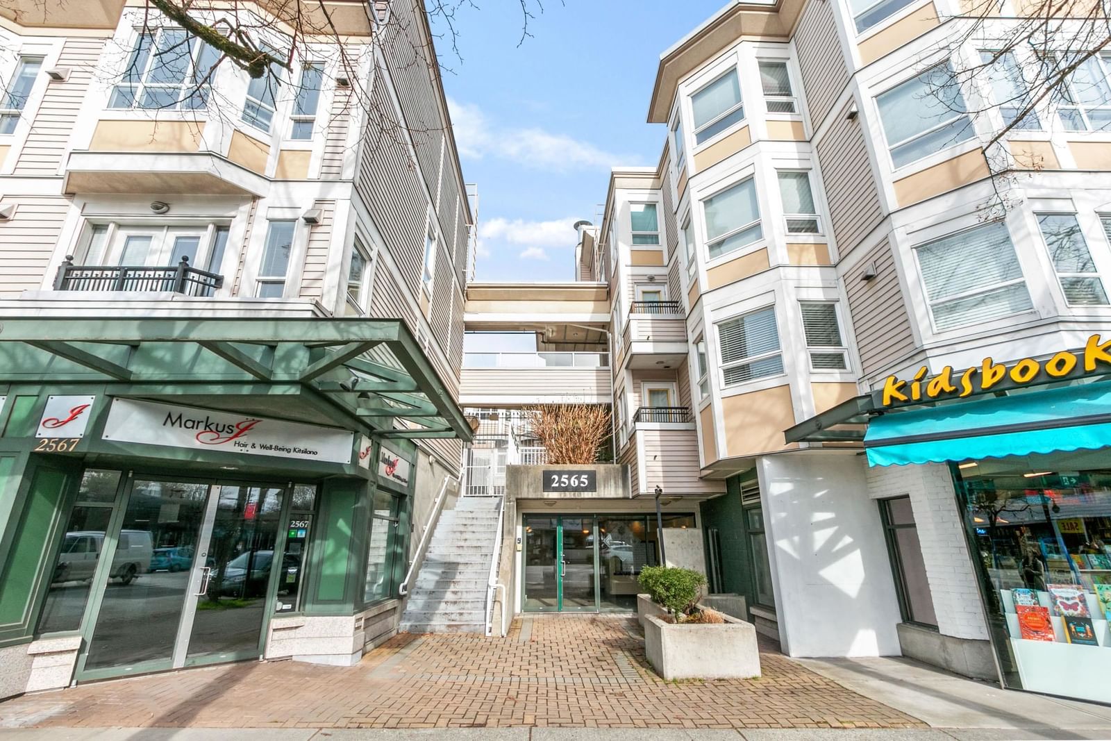 Listing Image 21