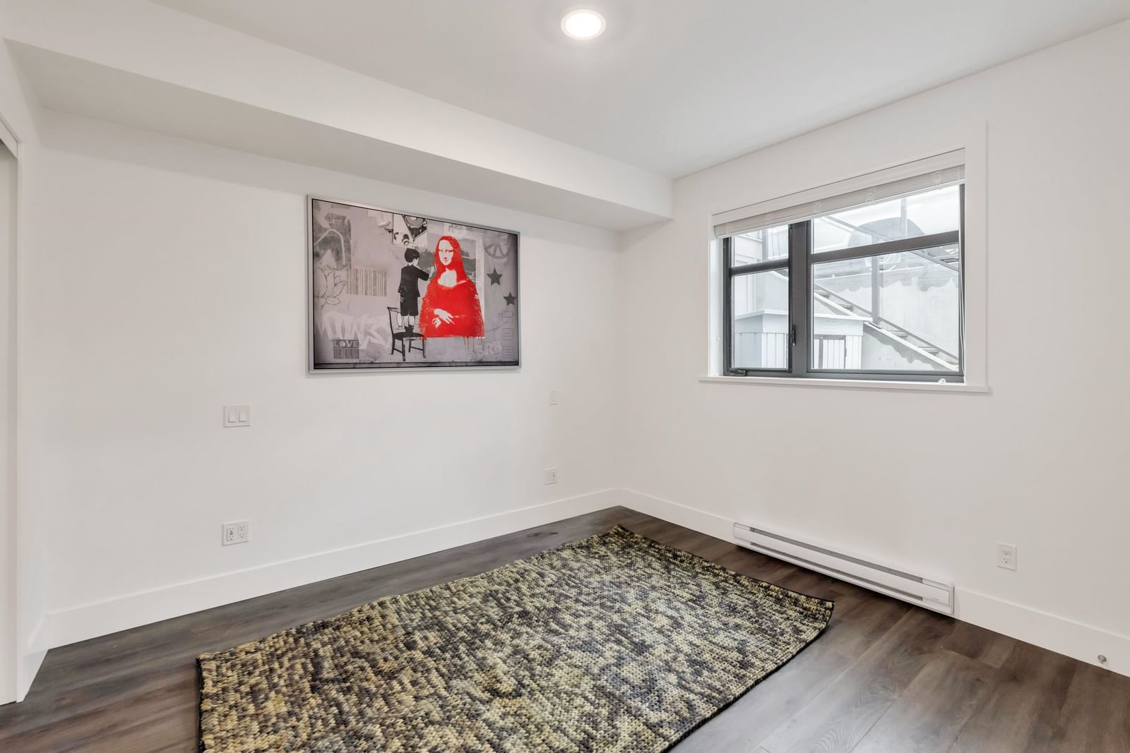 Listing Image 32