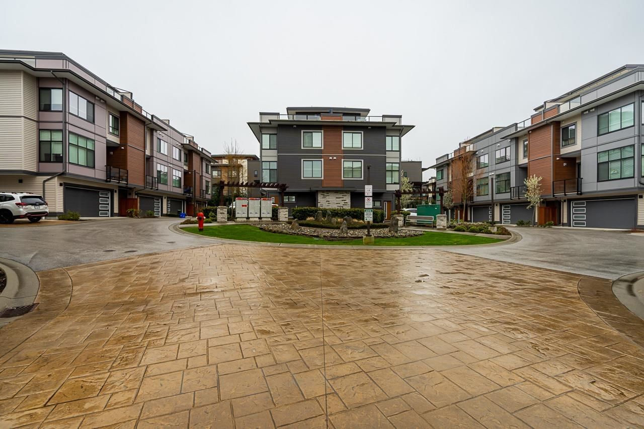 Listing Image 24