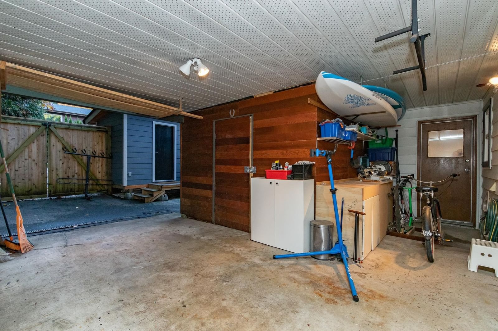Listing Image 28