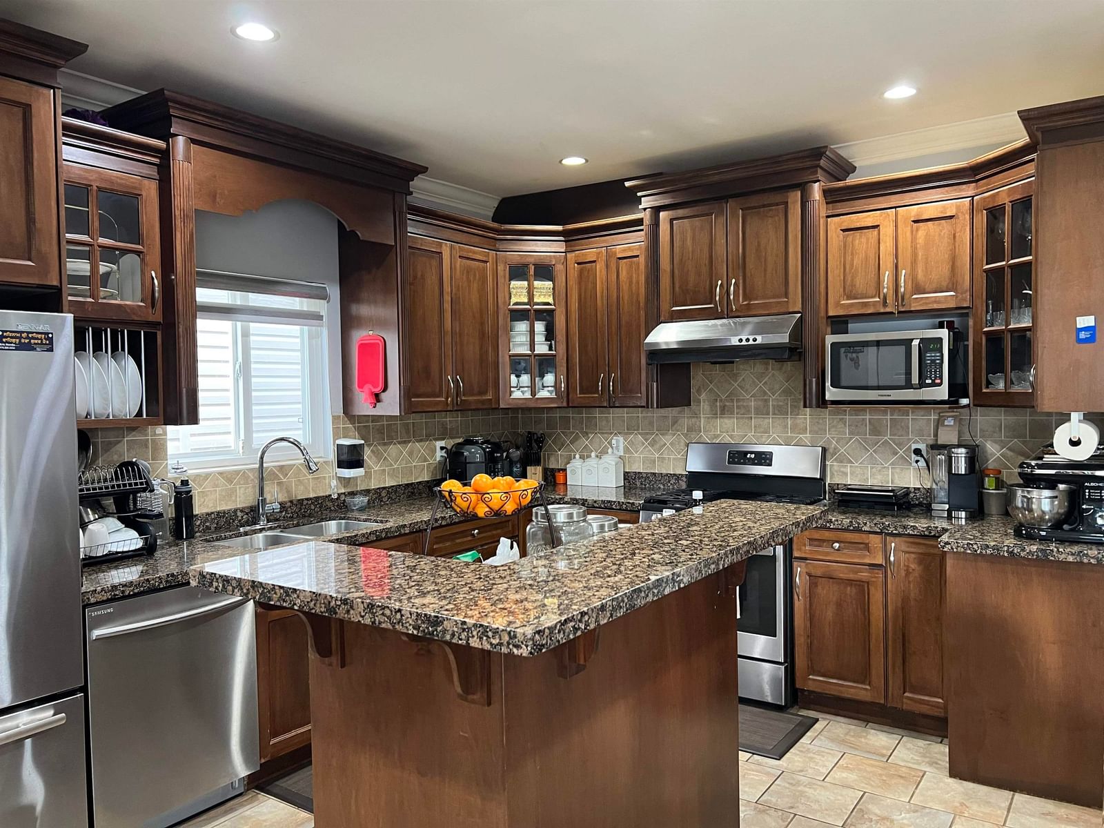 Listing Image 10
