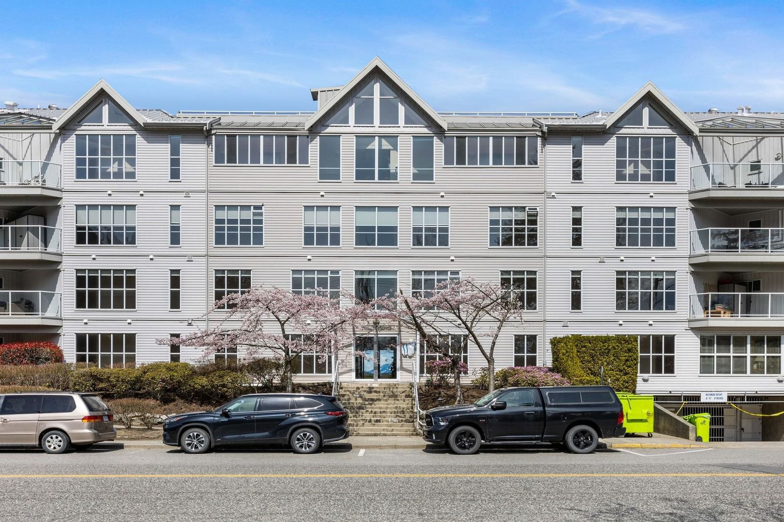 Listing Image 18