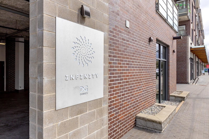 347 - 5355 Lane Street, Burnaby, V5H 0H1 | Image 2