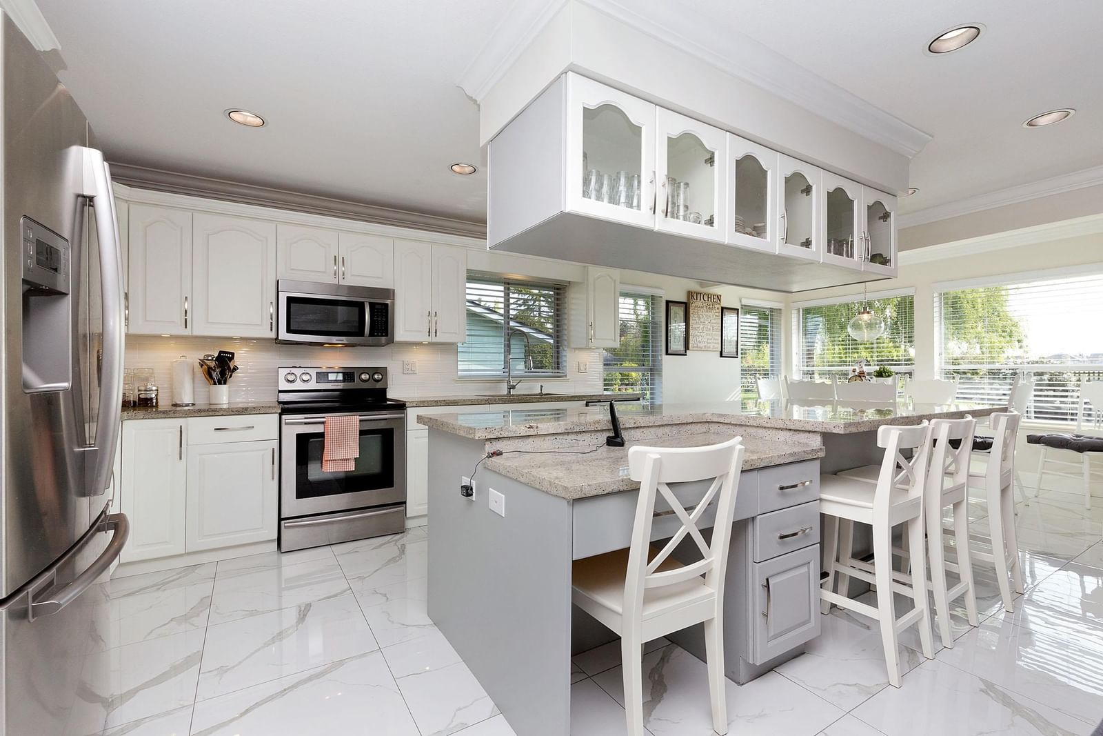 Listing Image 9