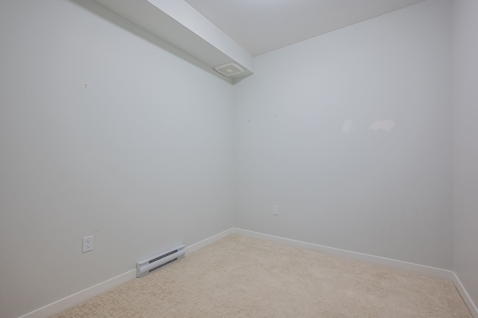 Listing Image 26
