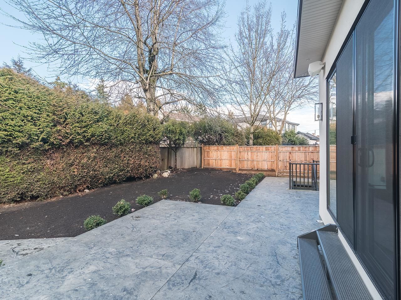 Listing Image 28