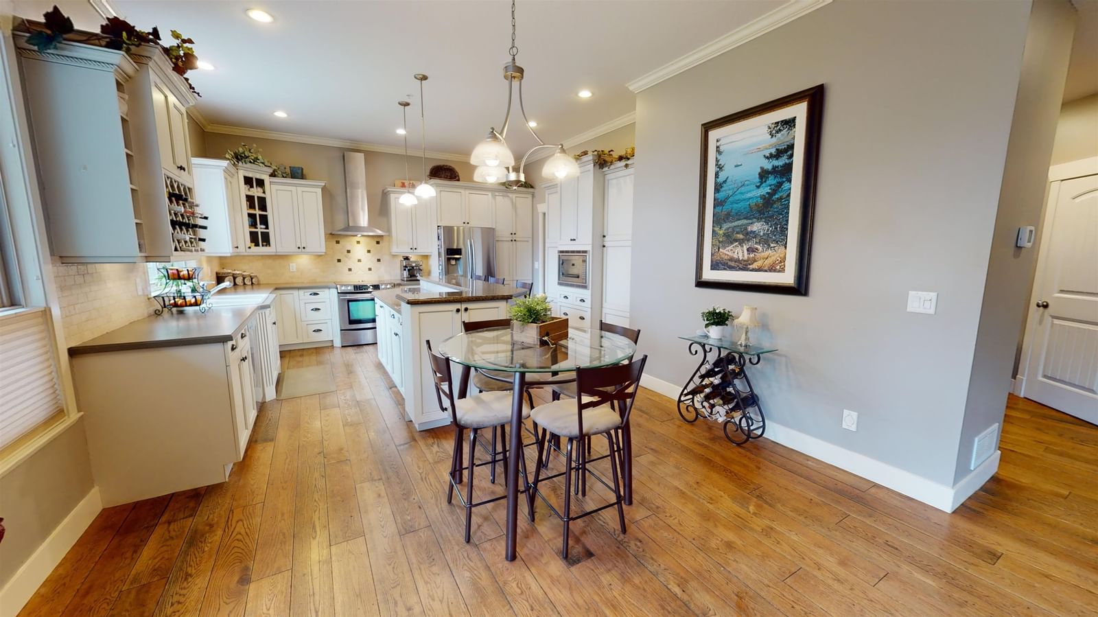 Listing Image 9