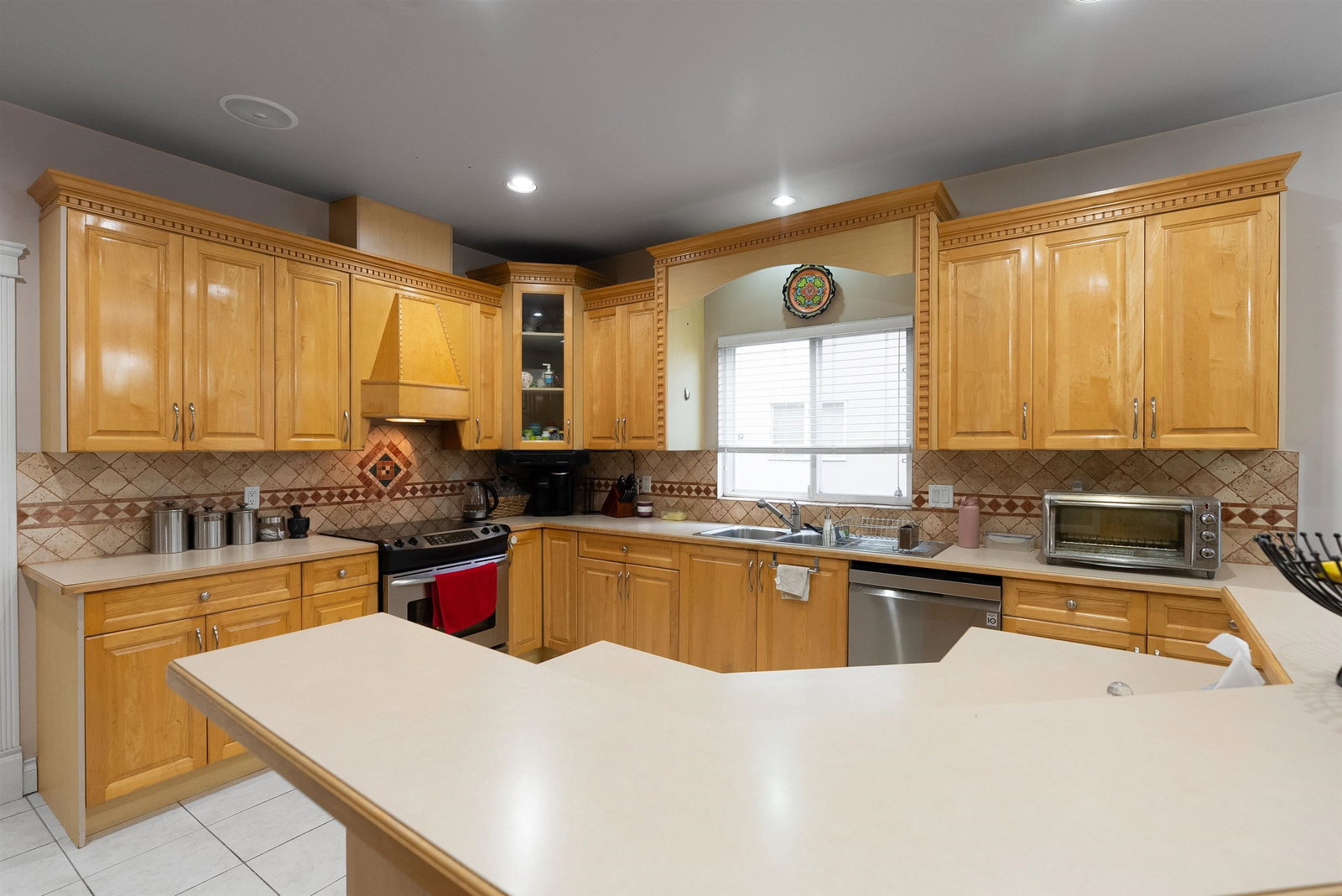 Listing Image 13