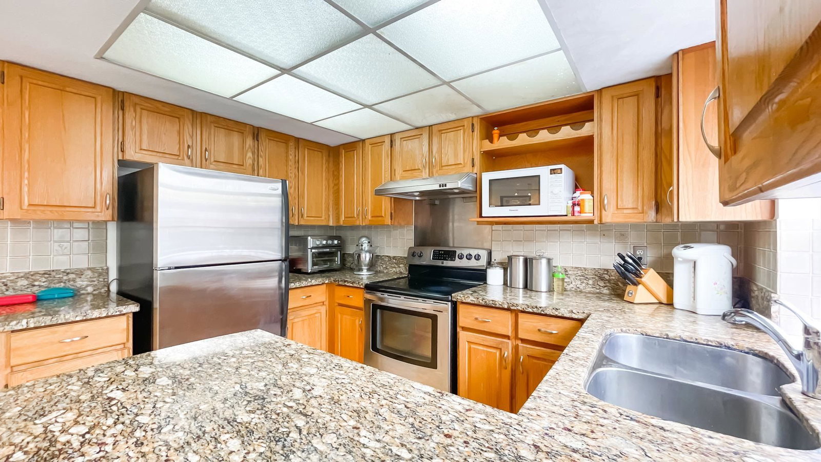 Listing Image 9