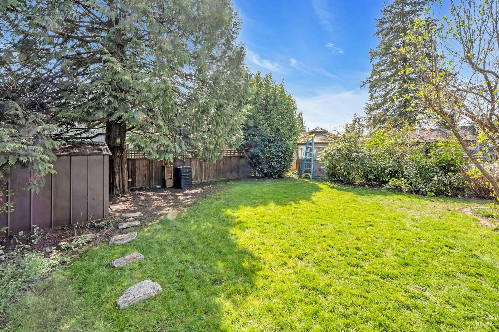 Listing Image 25