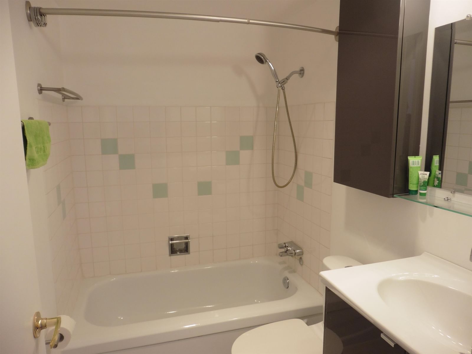 Listing Image 13
