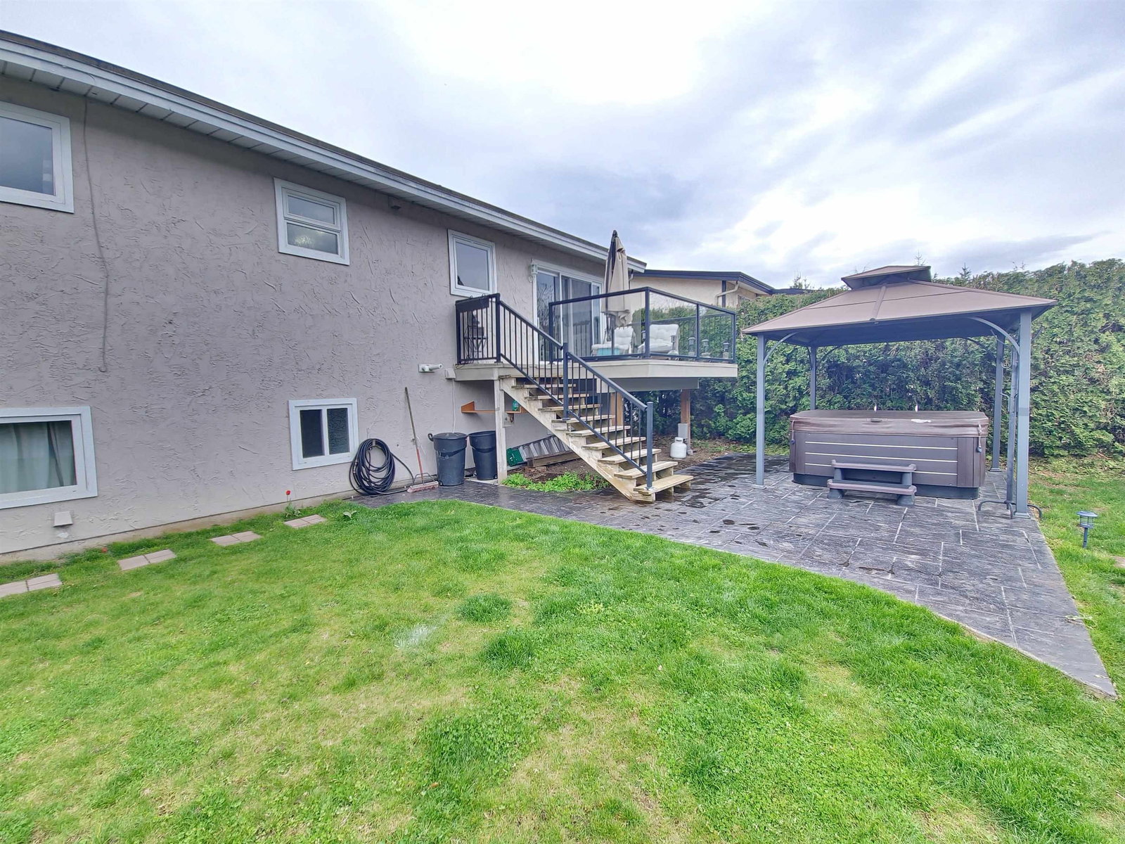 Listing Image 24