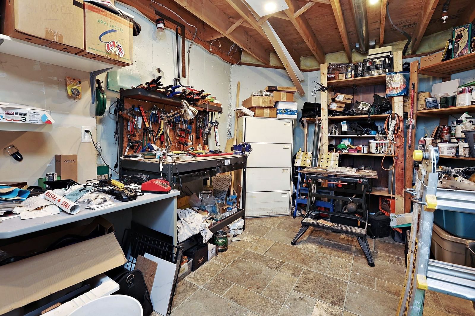 Listing Image 17