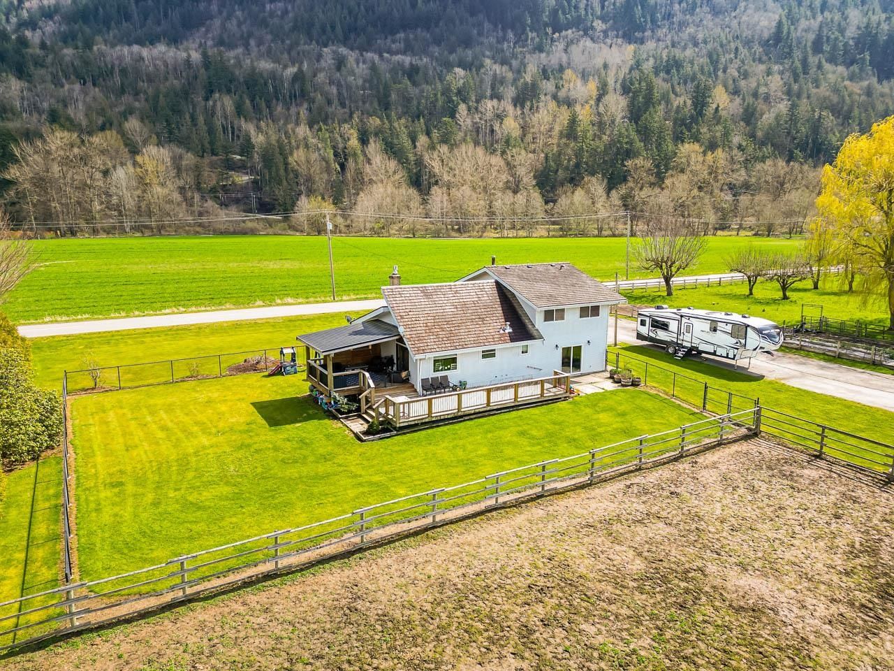 Listing Image 10