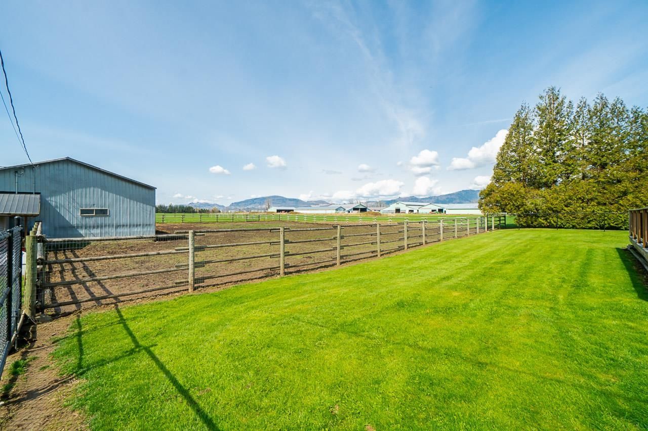 Listing Image 15