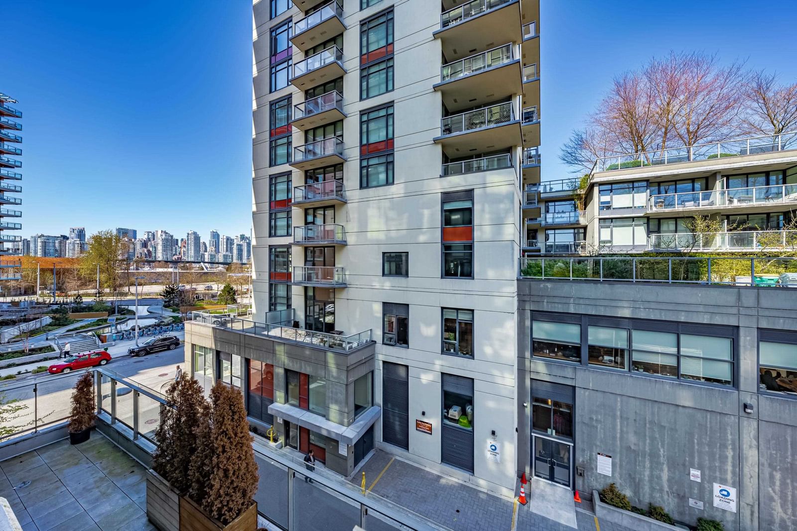 Listing Image 20