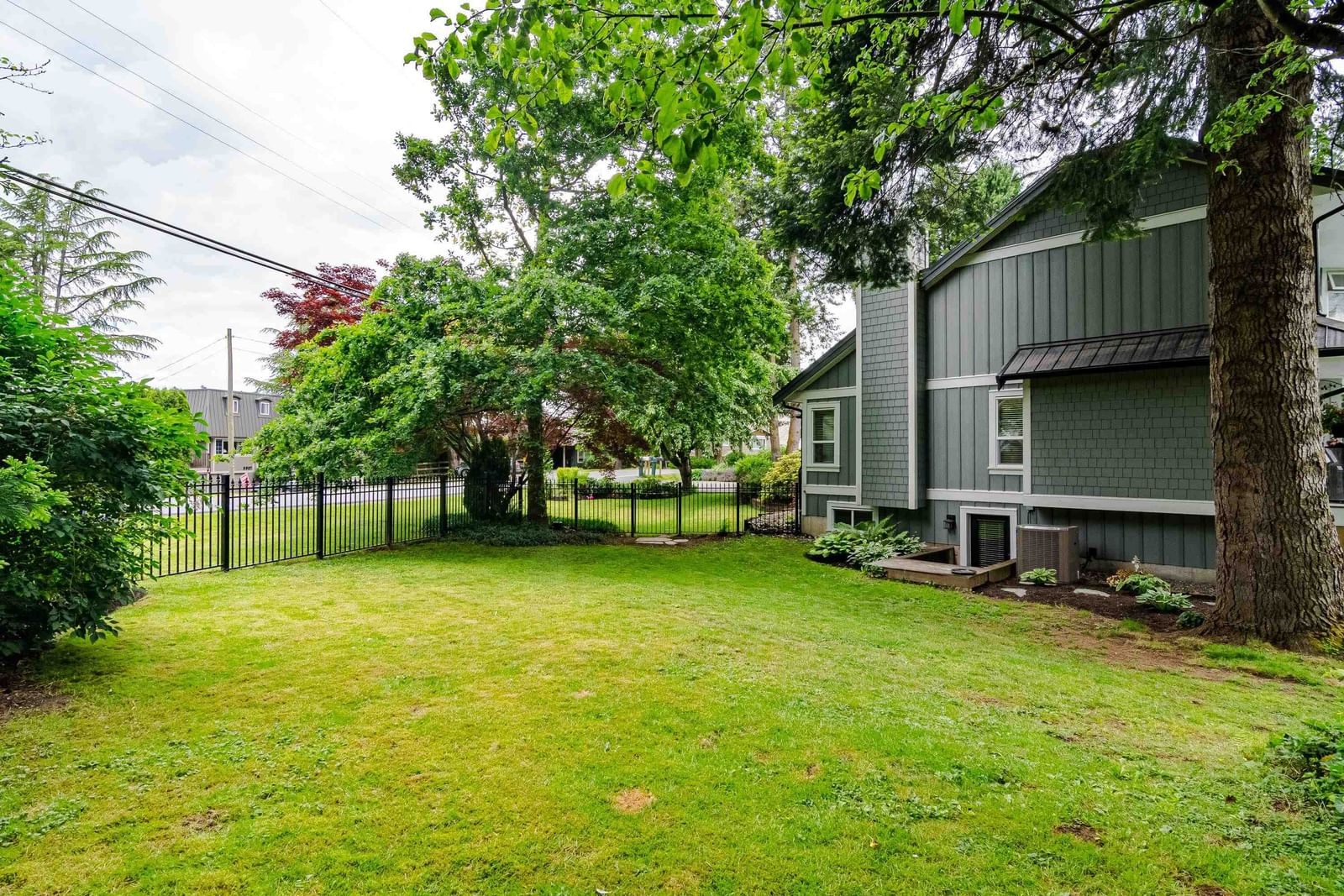 Listing Image 39