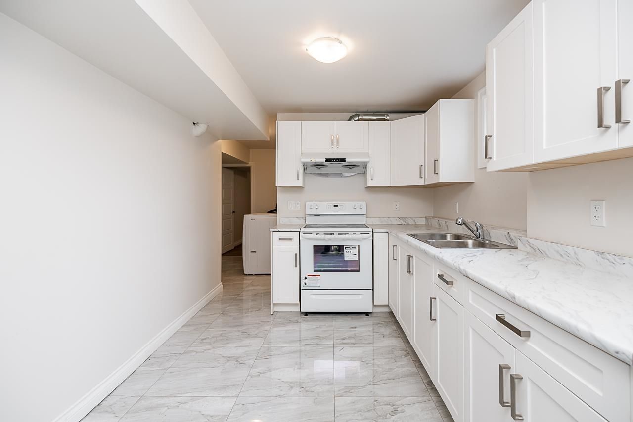 Listing Image 19