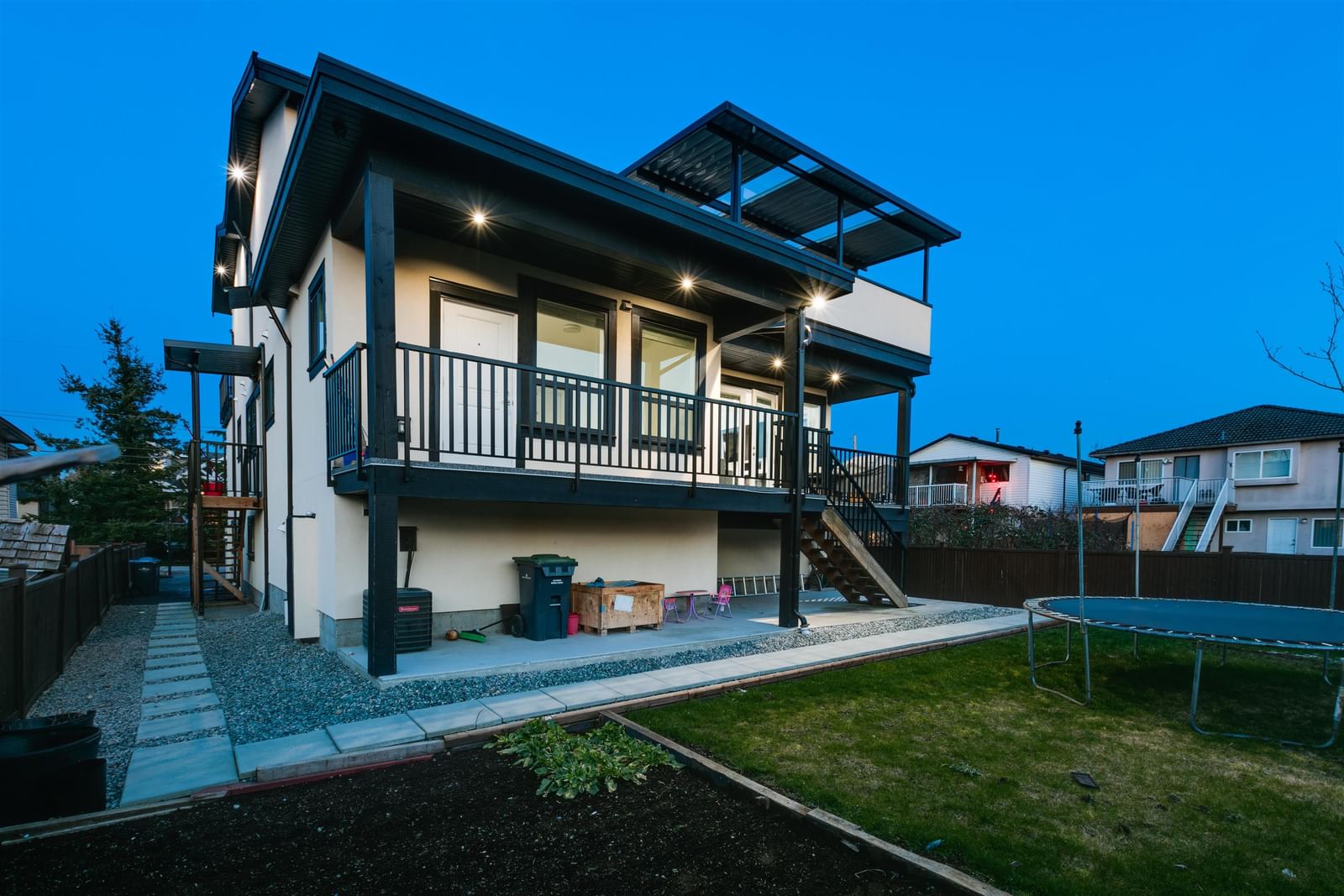 Listing Image 21