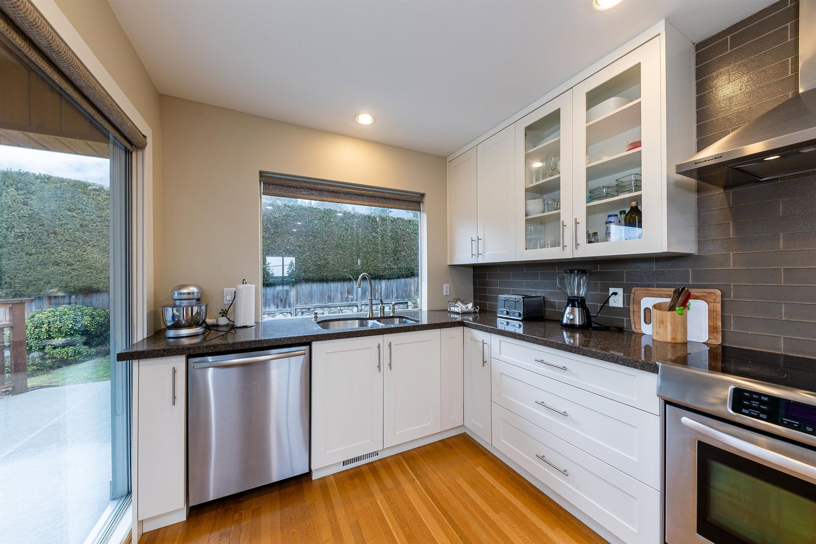 Listing Image 13