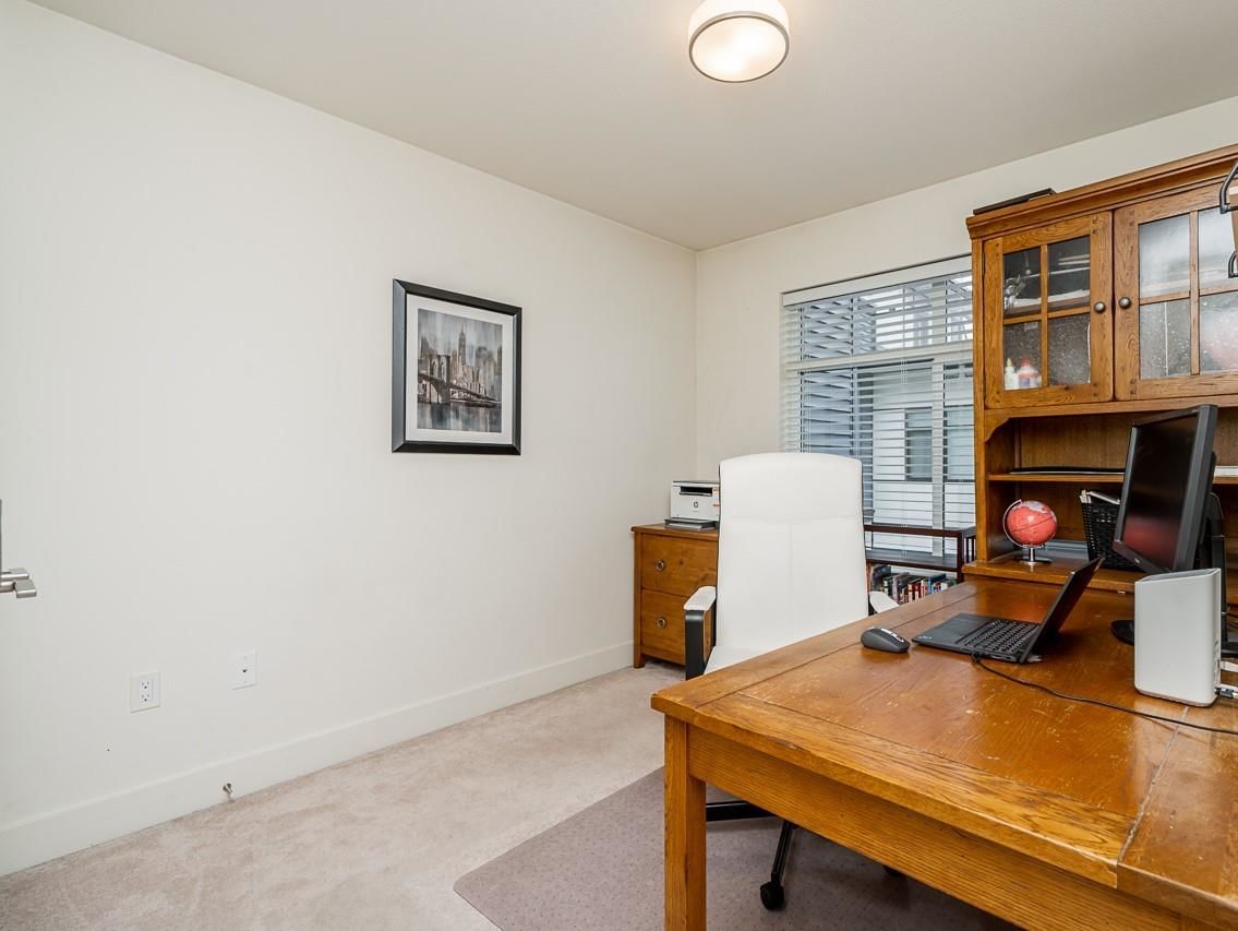 Listing Image 25