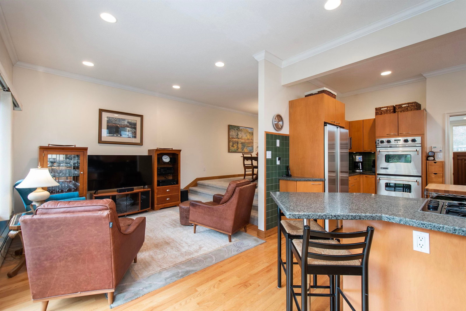 Listing Image 16