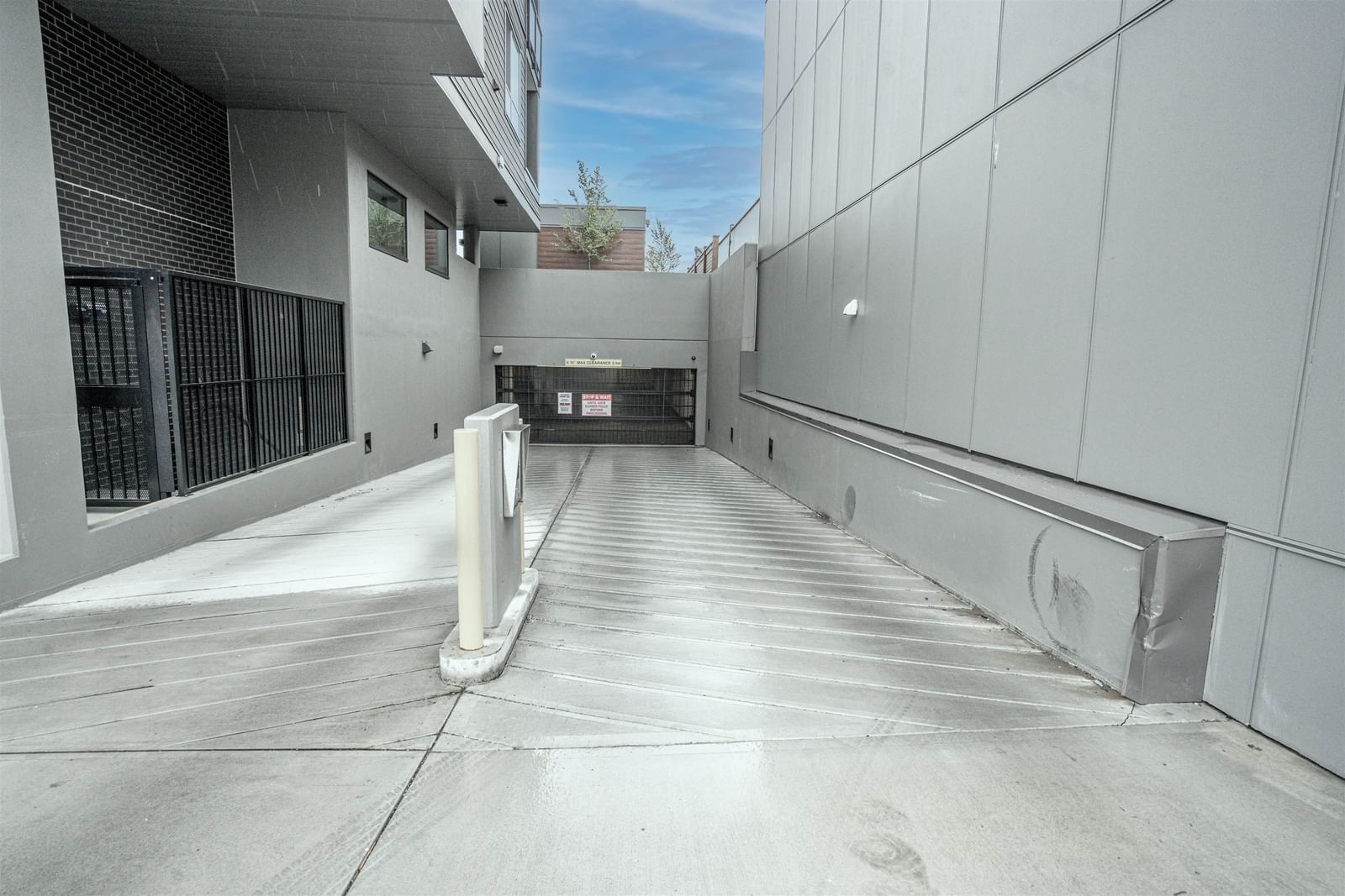 Listing Image 30