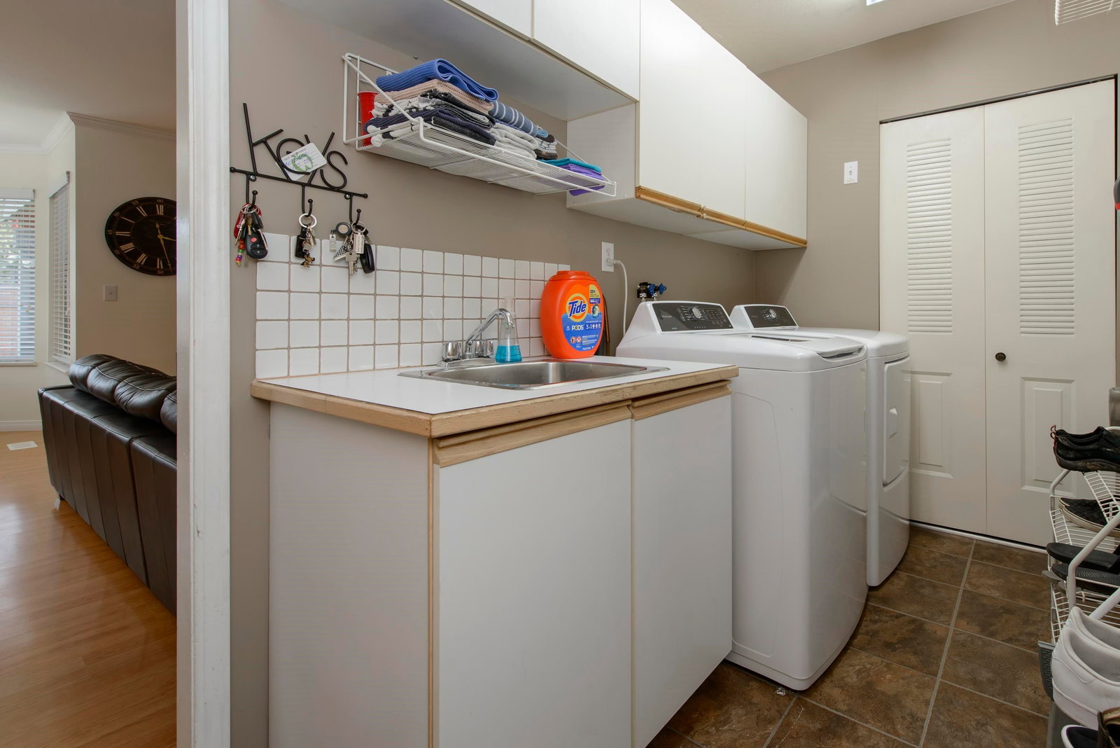 Listing Image 19