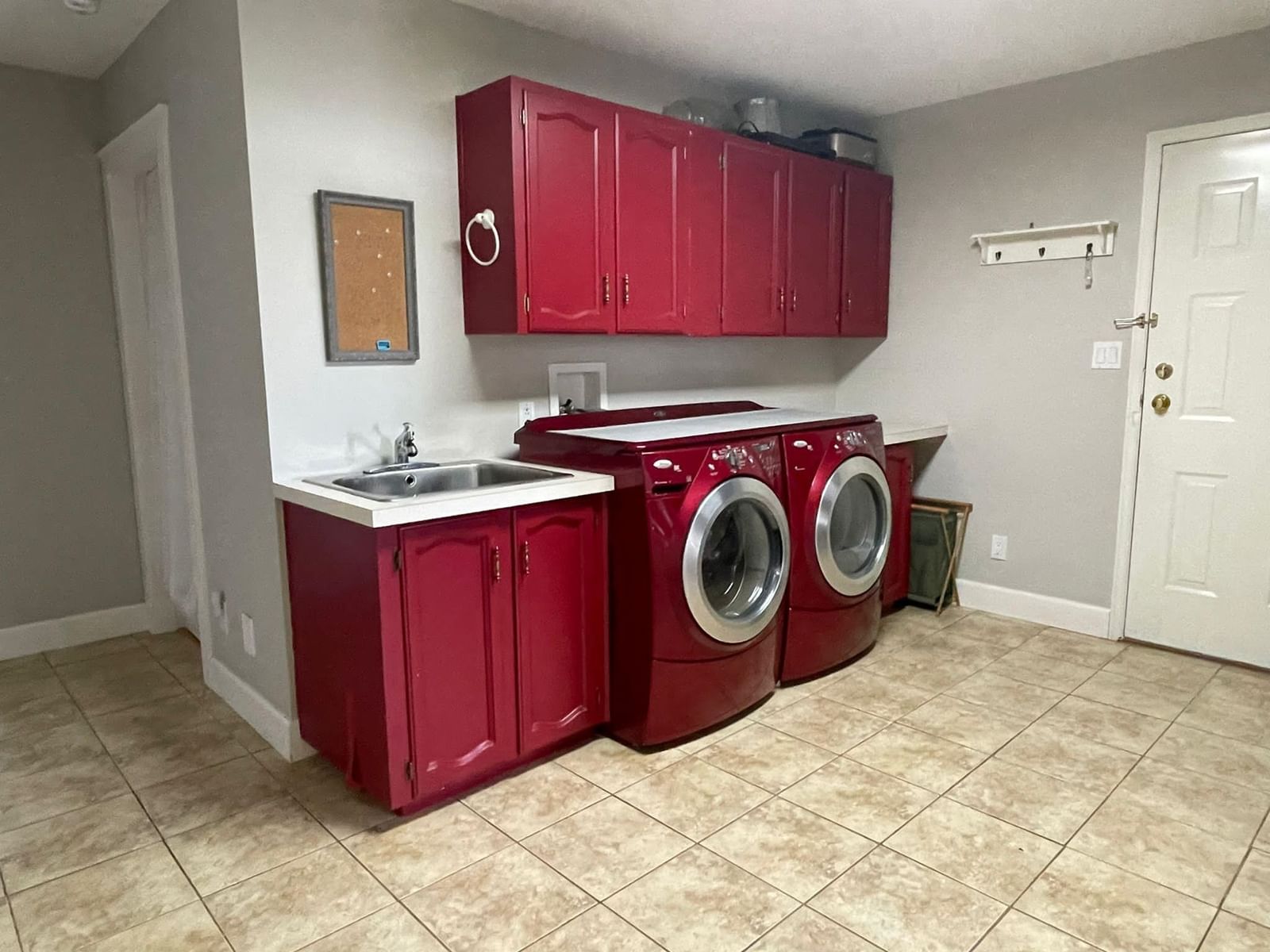 Listing Image 16