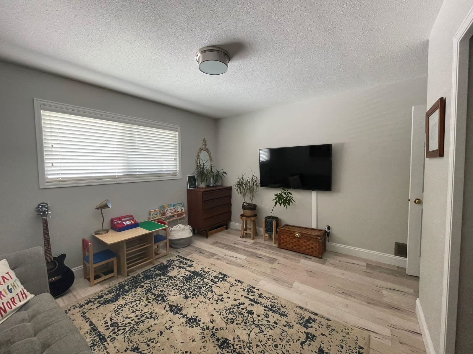 Listing Image 24