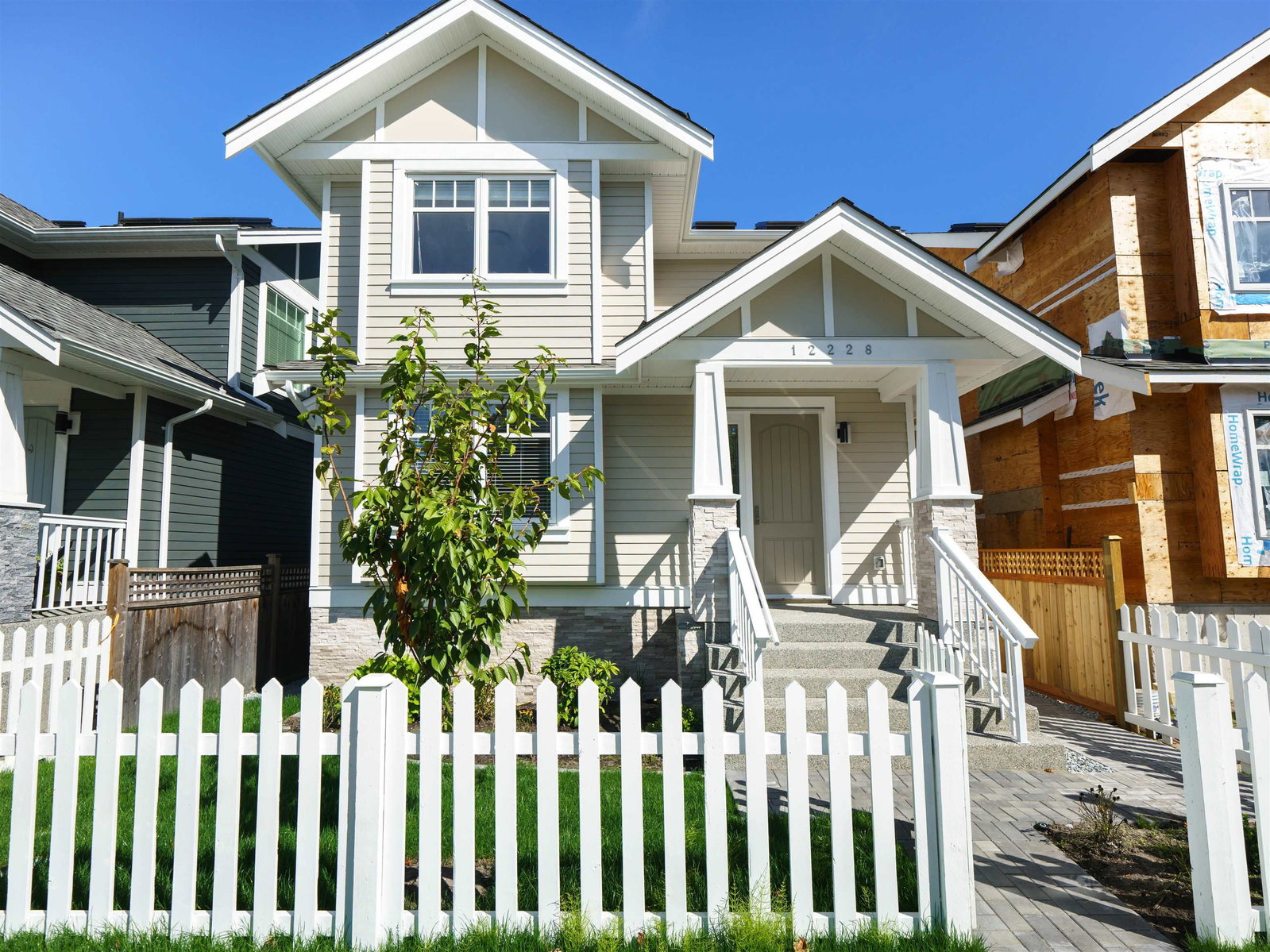 Listing Image 1