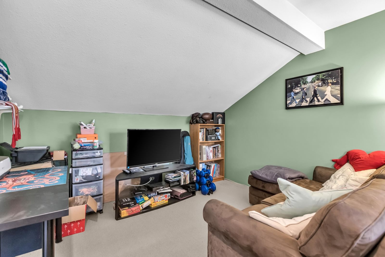 Listing Image 28