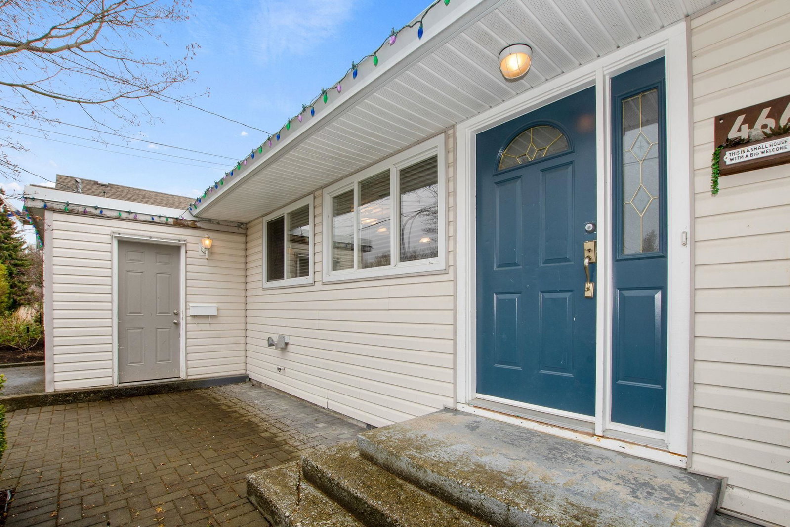 Listing Image 8
