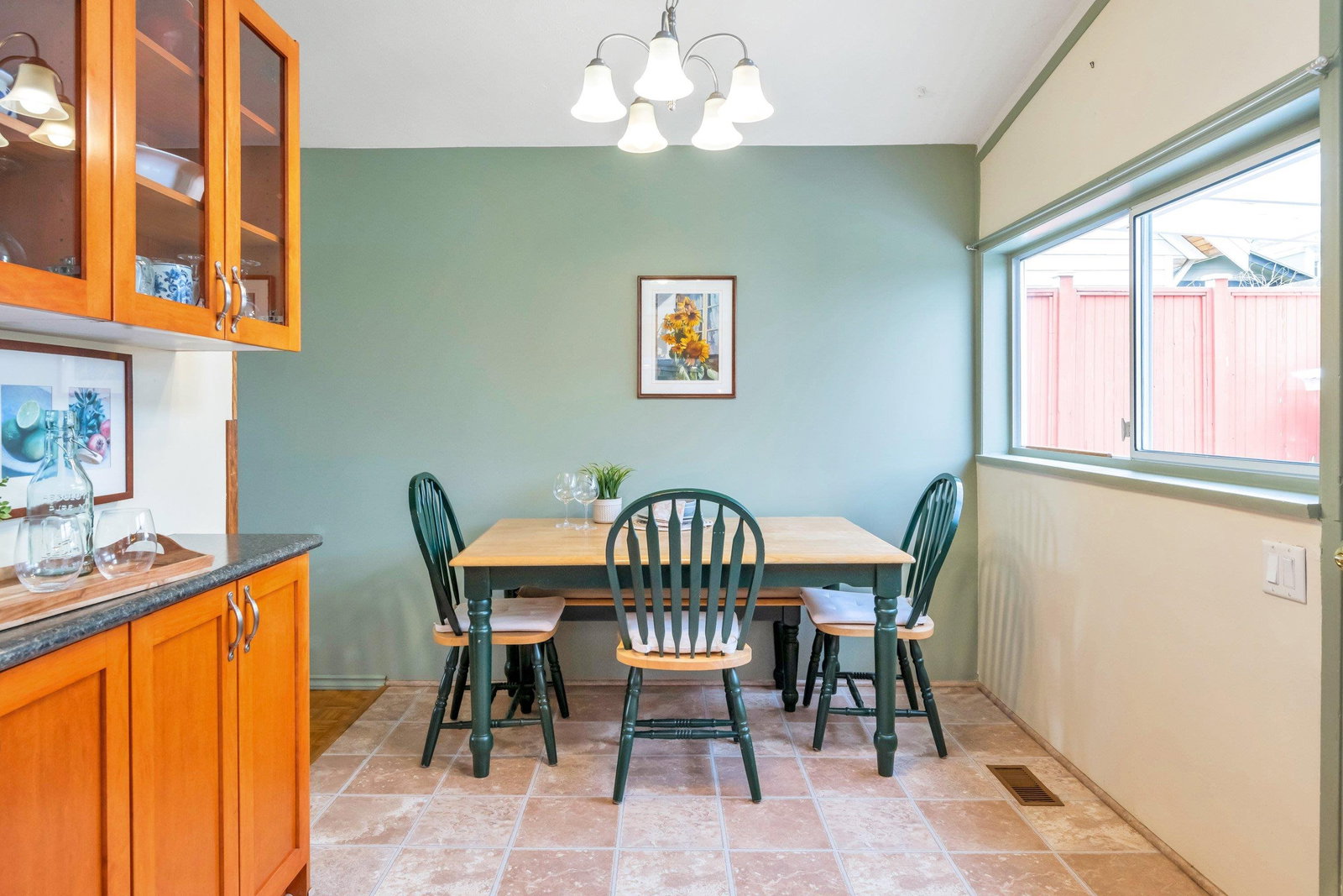 Listing Image 15