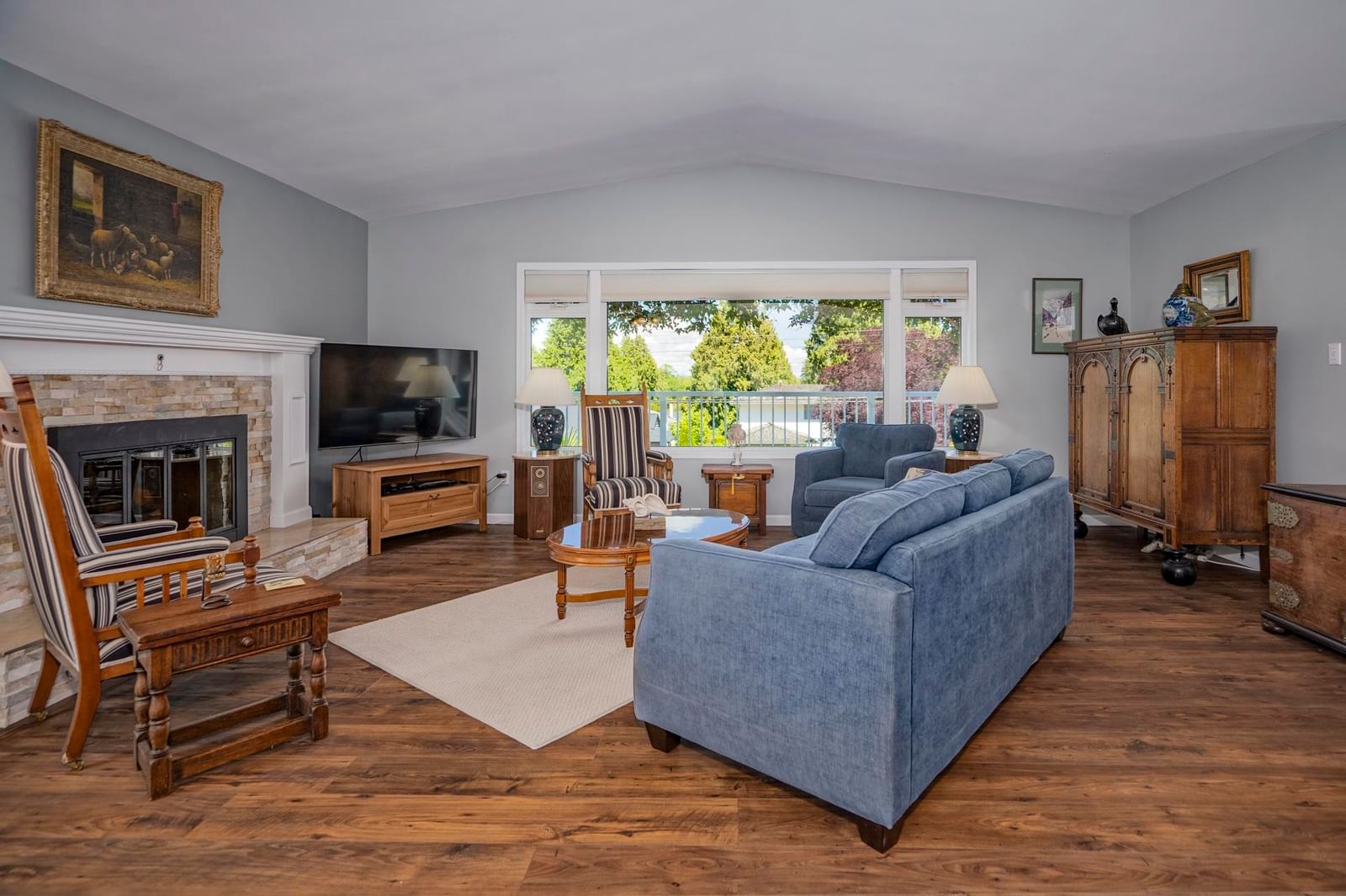 Listing Image 13