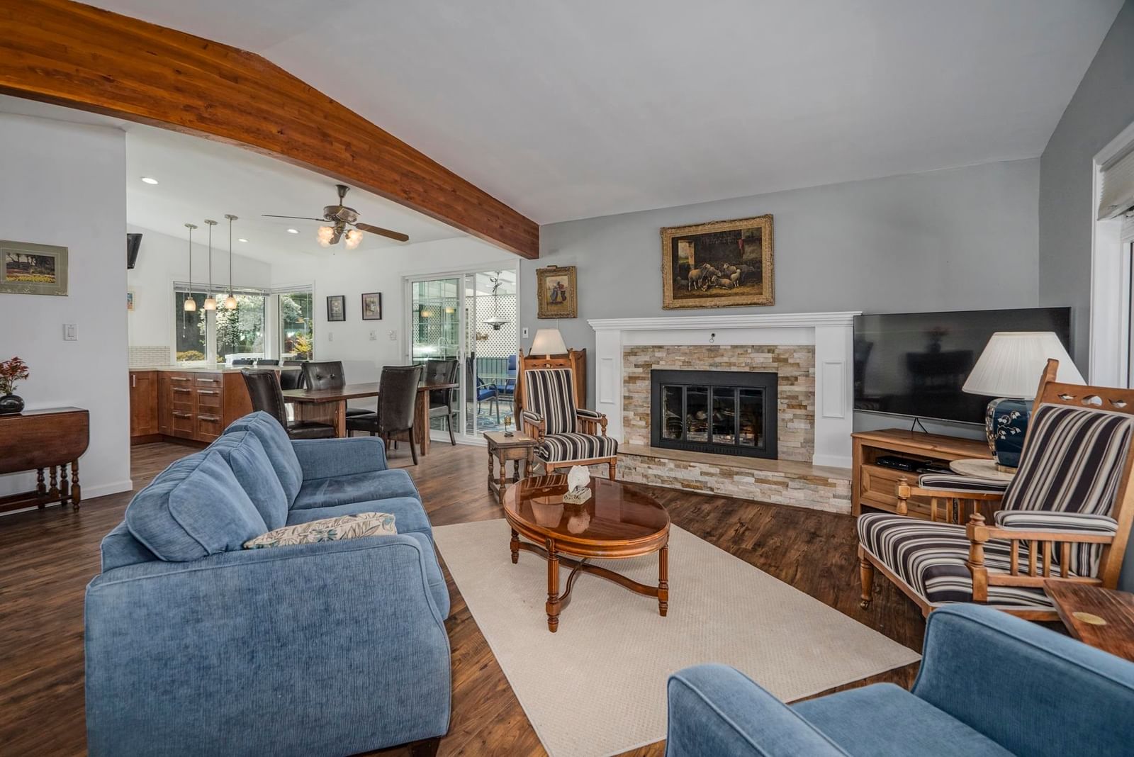 Listing Image 16