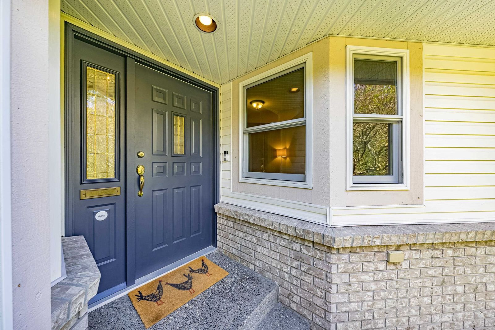 Listing Image 3