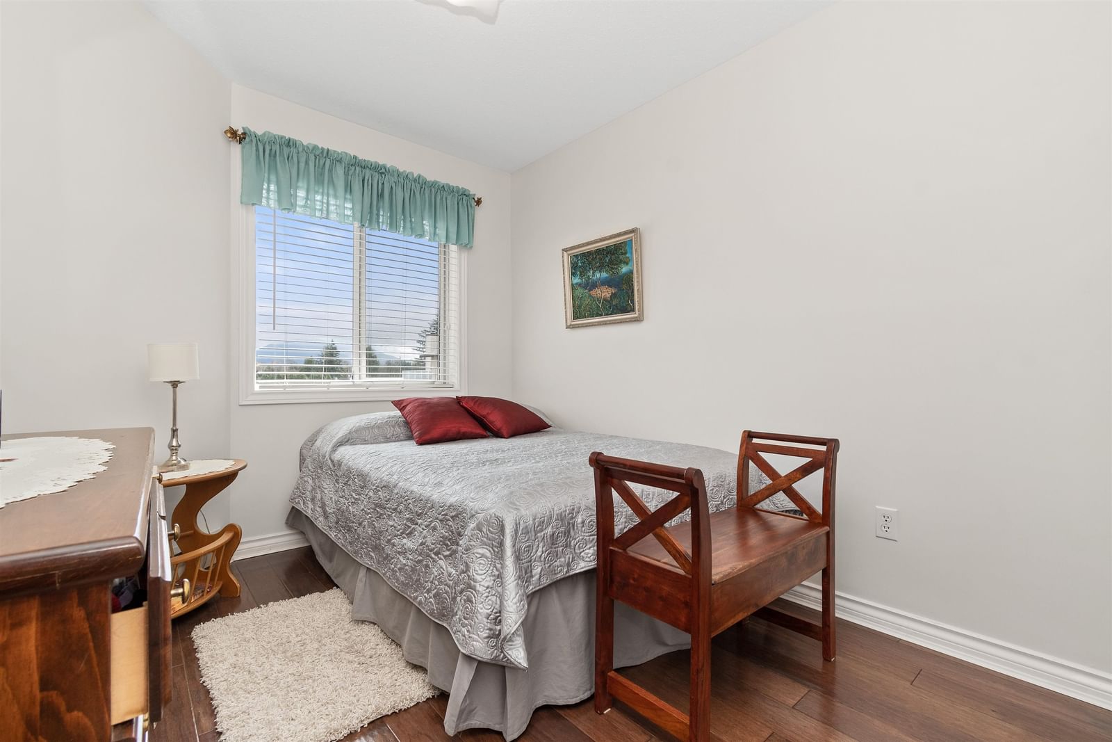 Listing Image 16