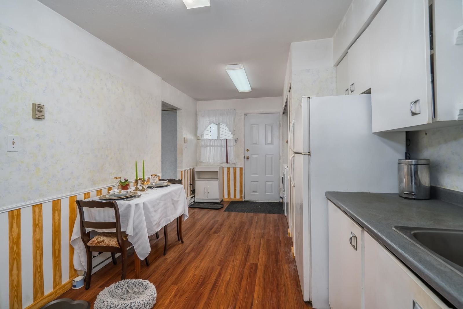 Listing Image 14